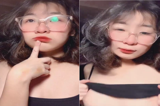 Thiếu nữ quyến rũ với nụ cười bốc lửa